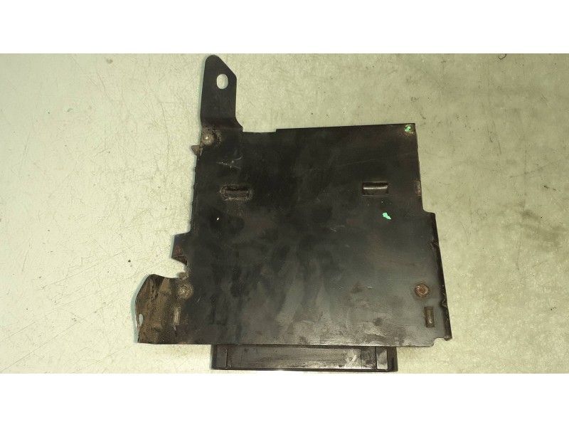 Recambio de centralita motor uce para chrysler neon (pl) 16v sport referencia OEM IAM P05293389  