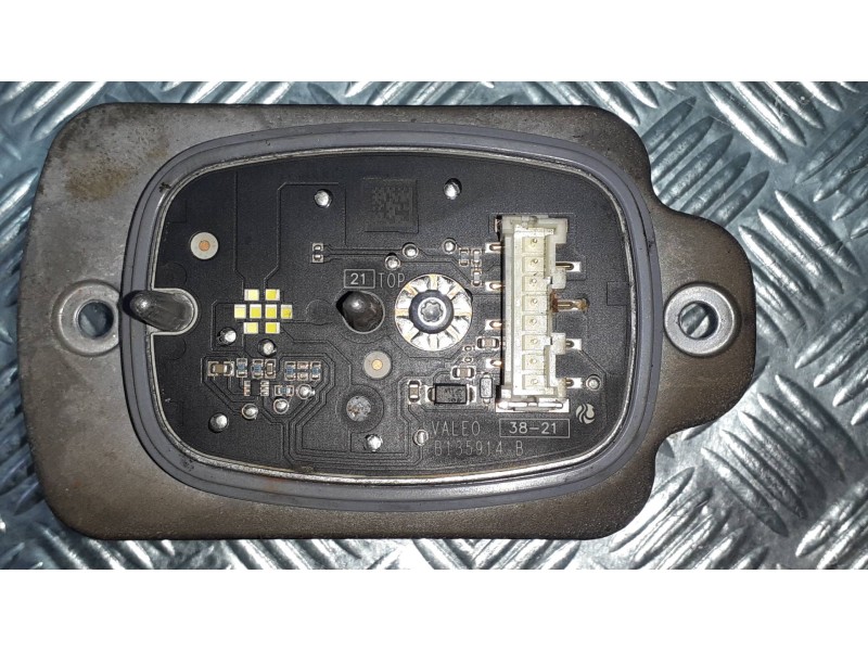 Recambio de modulo electronico para ford kuga plug-in hybrid st-line referencia OEM IAM B135914B  