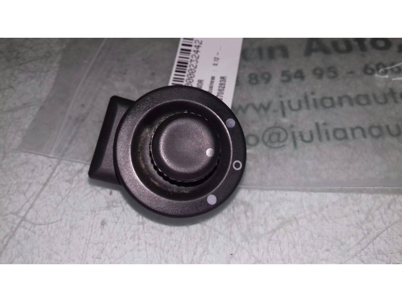 Recambio de mando retrovisor para renault clio iv business referencia OEM IAM 255706283R  