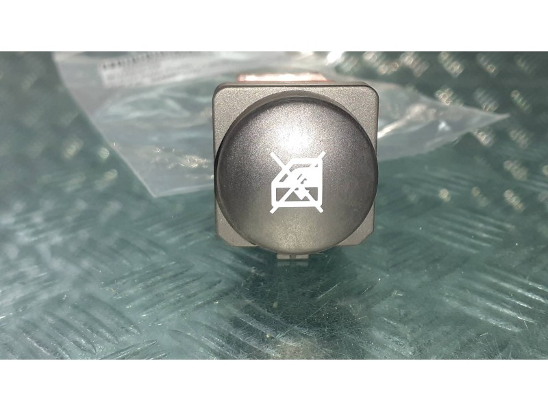 Recambio de interruptor para citroen xsara picasso 1.6 hdi 90 exclusive referencia OEM IAM 9649802077 CONECTOR 6 PINES BLOQUEO