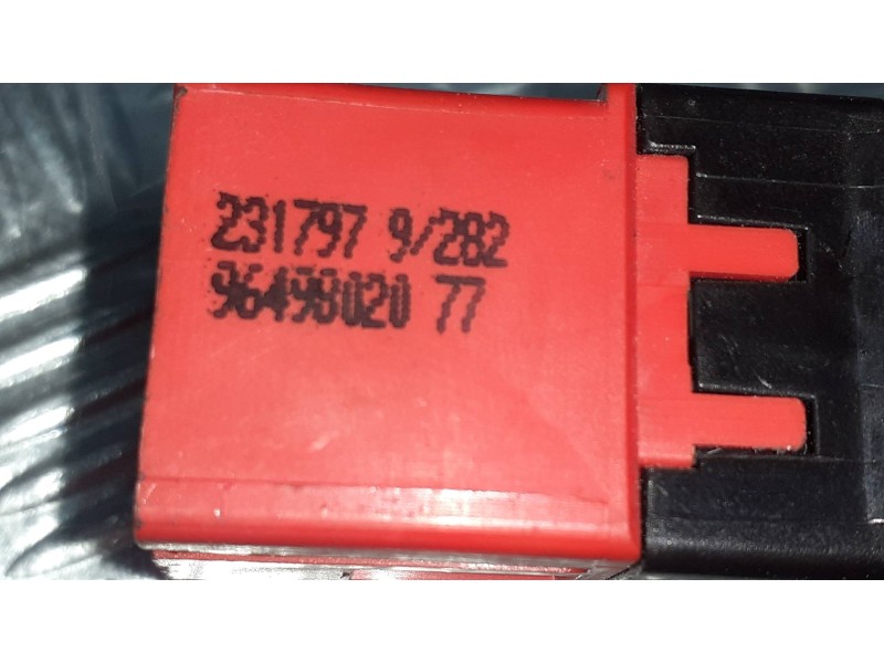 Recambio de interruptor para citroen xsara picasso 1.6 hdi 90 exclusive referencia OEM IAM 9649802077 CONECTOR 6 PINES BLOQUEO