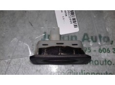 Recambio de maneta exterior porton para renault clio iv business referencia OEM IAM   PULSADOR MALETERO 2