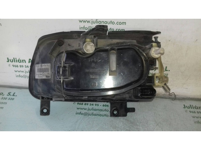 Recambio de faro izquierdo para volkswagen polo berlina (6n2) conceptline referencia OEM IAM 04HCR02APL5262  