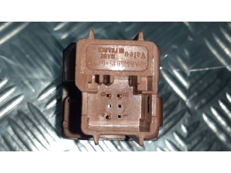 Recambio de interruptor para citroen xsara picasso 1.6 hdi 90 exclusive referencia OEM IAM 9644805077 CONECTOR 3 PINES BLOQUEO