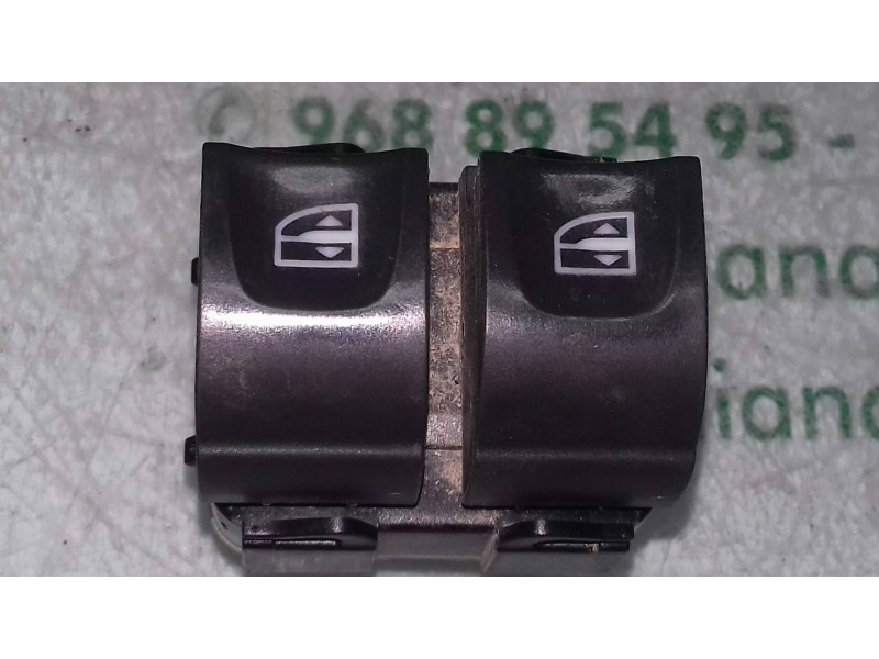 Recambio de mando elevalunas delantero izquierdo para renault clio iv business referencia OEM IAM 254118044R 10023897 