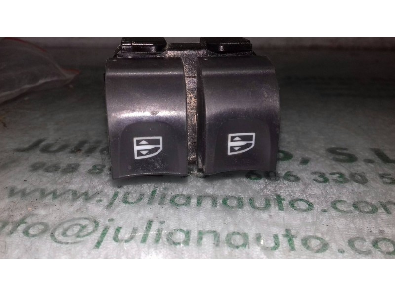 Recambio de mando elevalunas delantero izquierdo para renault clio iv business referencia OEM IAM 254118044R 10023897 