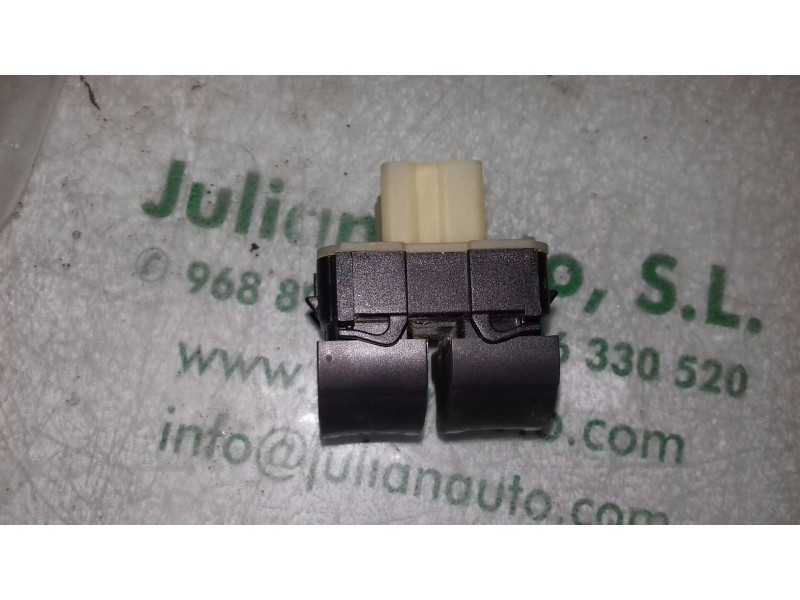 Recambio de mando elevalunas delantero izquierdo para renault clio iv business referencia OEM IAM 254118044R 10023897 