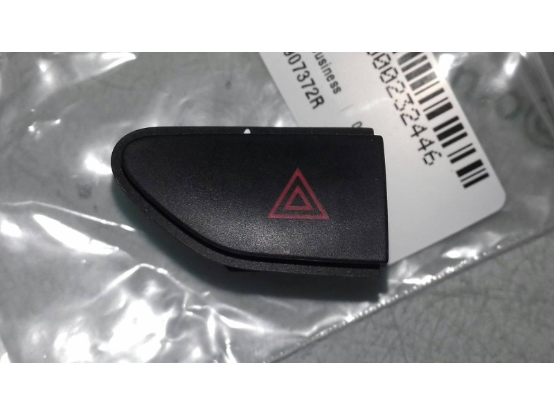 Recambio de warning para renault clio iv business referencia OEM IAM 252907372R 10026629 