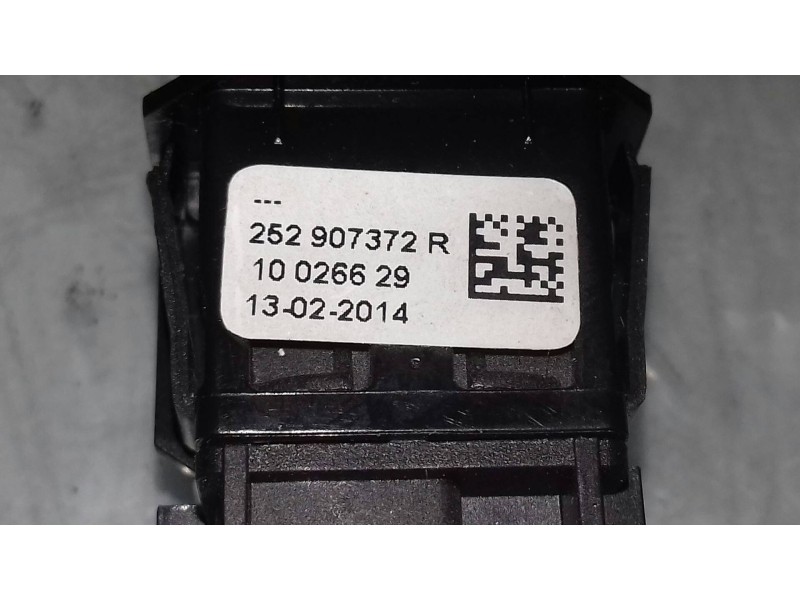 Recambio de warning para renault clio iv business referencia OEM IAM 252907372R 10026629 