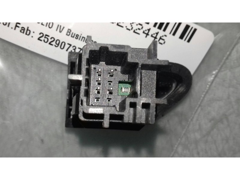 Recambio de warning para renault clio iv business referencia OEM IAM 252907372R 10026629 