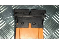 Recambio de mando elevalunas delantero izquierdo para citroen xsara picasso 1.6 hdi 90 exclusive referencia OEM IAM  CONECTOR 8  2