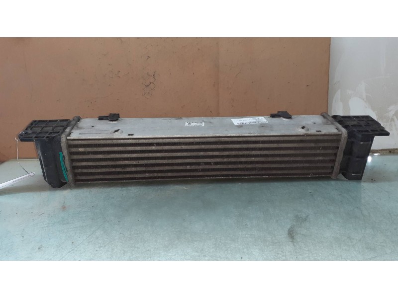 Recambio de intercooler para bmw serie 3 berlina (e90) 2.0 16v diesel cat referencia OEM IAM 752491608 3093796 