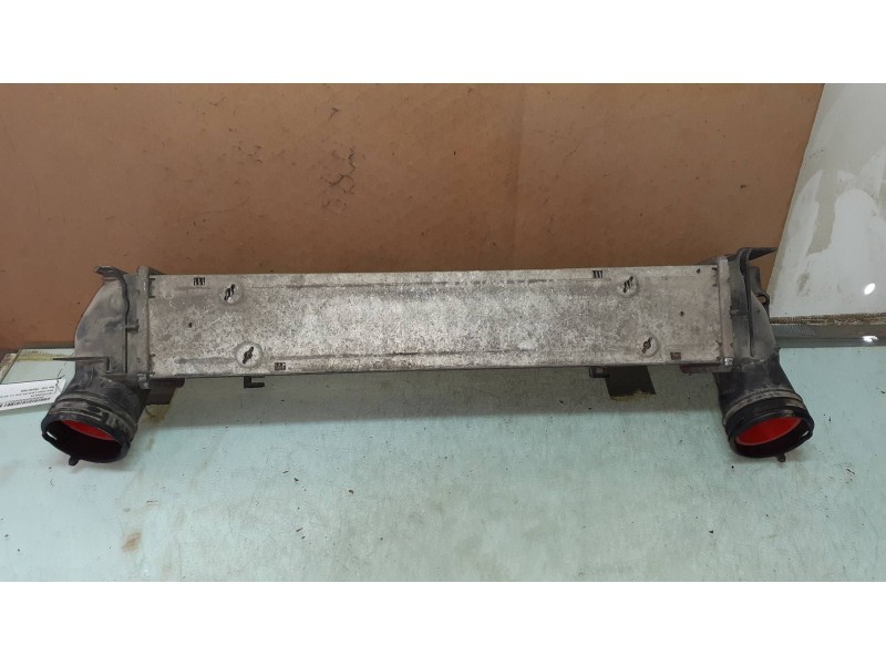 Recambio de intercooler para bmw serie 3 berlina (e90) 2.0 16v diesel cat referencia OEM IAM 752491608 3093796 