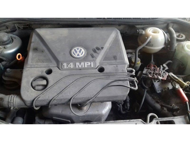 volkswagen polo berlina (6n2) del año 2001