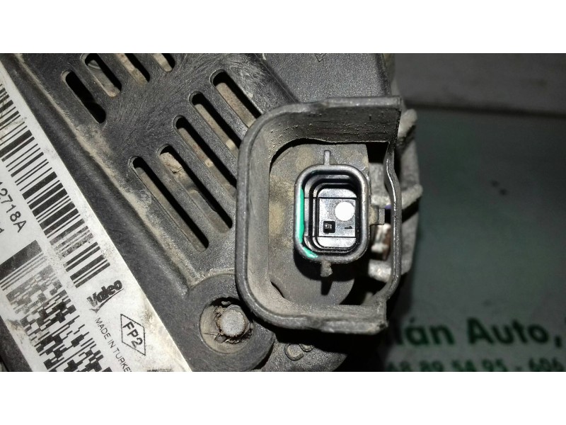 Recambio de alternador para renault clio iv business referencia OEM IAM 231007865R VALEO 