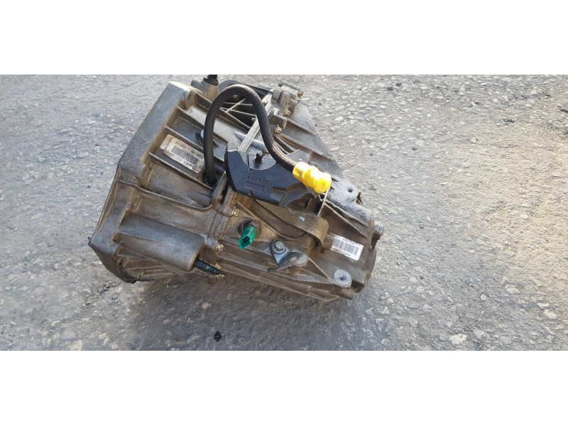 Recambio de caja cambios para renault scenic iii dynamique referencia OEM IAM TL4A018  6 VELOCIDADES