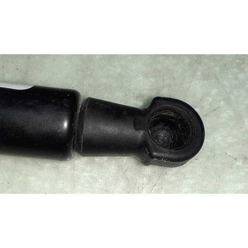 Recambio de amortiguadores maletero / porton para bmw serie 1 berlina (e81/e87) 2.0 cat referencia OEM IAM 0681VK 0350N 