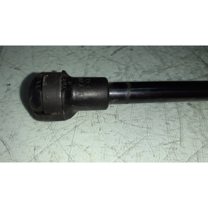 Recambio de amortiguadores maletero / porton para bmw serie 1 berlina (e81/e87) 2.0 cat referencia OEM IAM 0681VK 0350N 