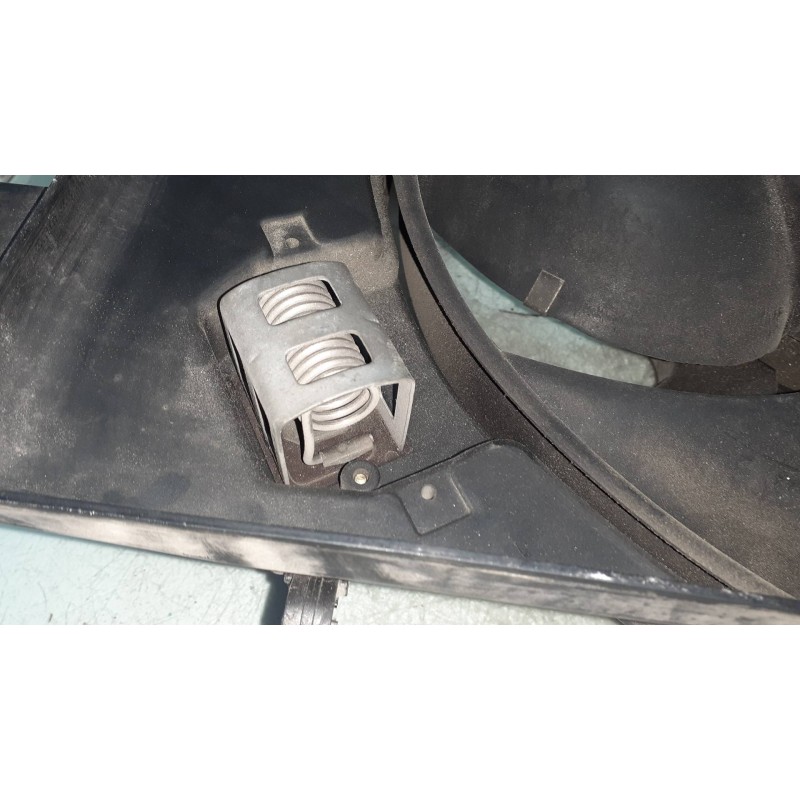 Recambio de electroventilador para alfa romeo 166 2.0 16v cat referencia OEM IAM 8240143  CONECTOR 2 PINES