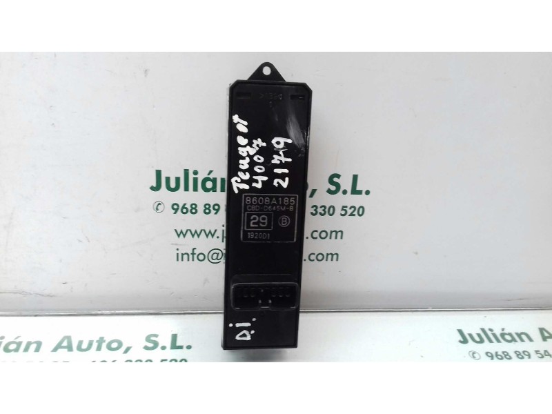 Recambio de mando elevalunas delantero izquierdo para peugeot 4007 business line referencia OEM IAM 8608A185 C8DD645MB 1920D1
