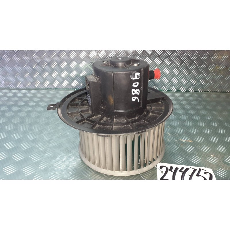 Recambio de ventilador calefaccion para daewoo matiz cd referencia OEM IAM 612412  