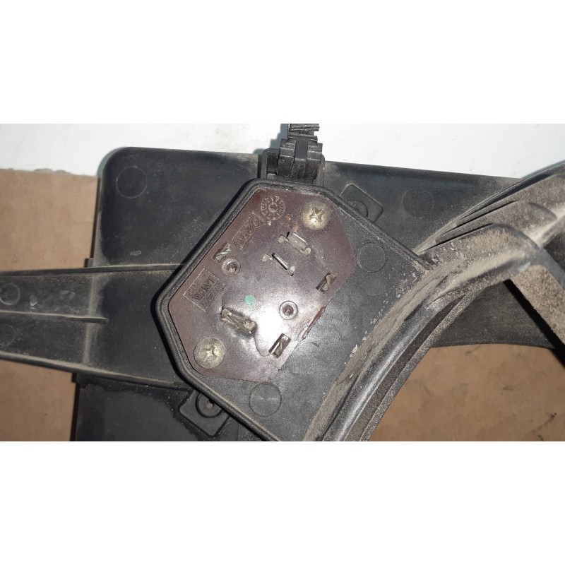 Recambio de electroventilador para alfa romeo 166 2.0 16v cat referencia OEM IAM 8240143  CONECTOR 2 PINES