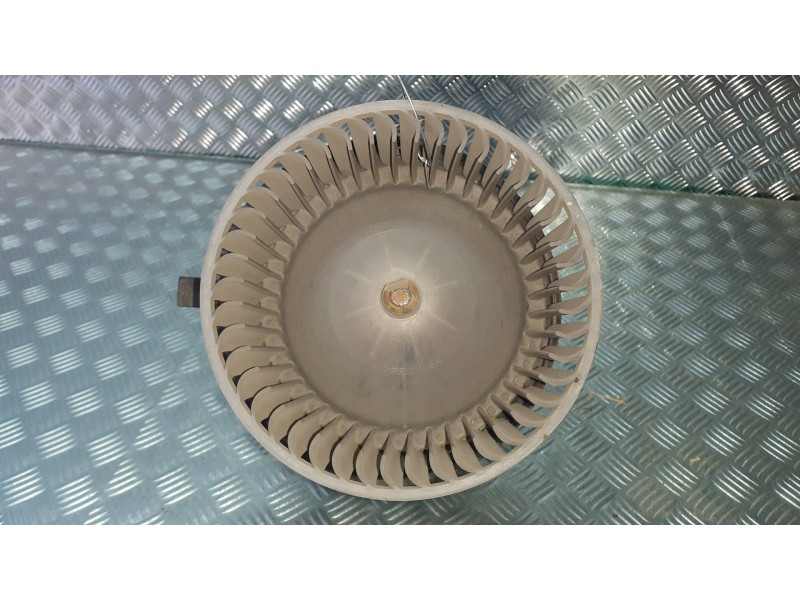 Recambio de ventilador calefaccion para daewoo matiz cd referencia OEM IAM 612412  