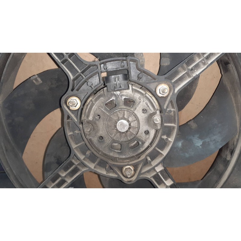 Recambio de electroventilador para alfa romeo 166 2.0 16v cat referencia OEM IAM 8240143  CONECTOR 2 PINES