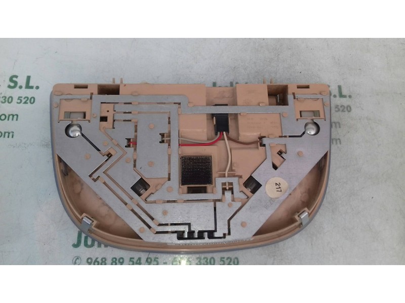 Recambio de luz interior para mercedes-benz clase c (w203) berlina 200 cdi (203.004) referencia OEM IAM A2208200301 ULO3730 TRAS