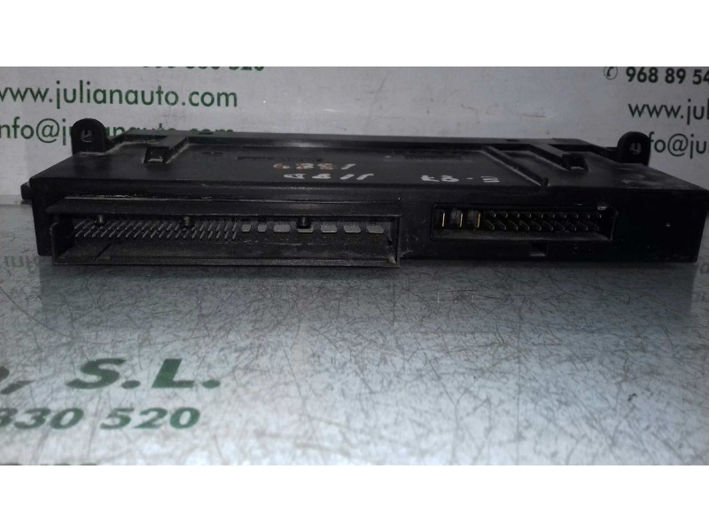 Recambio de modulo electronico para bmw serie 1 berlina (e81/e87) 118d referencia OEM IAM 6135696228801 10681810 