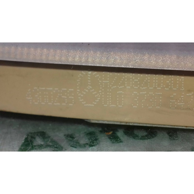 Recambio de luz interior para mercedes-benz clase c (w203) berlina 200 cdi (203.004) referencia OEM IAM A2208200301 ULO3730 TRAS