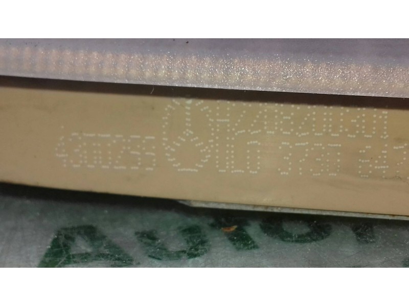 Recambio de luz interior para mercedes-benz clase c (w203) berlina 200 cdi (203.004) referencia OEM IAM A2208200301 ULO3730 TRAS