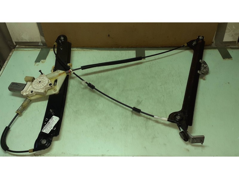Recambio de elevalunas delantero derecho para bmw serie 1 berlina (e81/e87) 118d referencia OEM IAM 6978846 7165596 ELECTRICO
