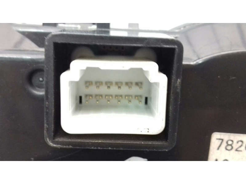 Recambio de mando climatizador para peugeot 4007 business line referencia OEM IAM 7820A115XC 3863143 VISTEON