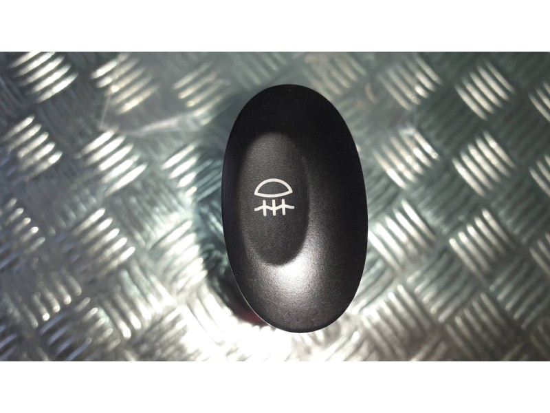 Recambio de interruptor para daewoo matiz cd referencia OEM IAM 864W0140F3 CONECTOR 4 PINES ANTINIEBLA