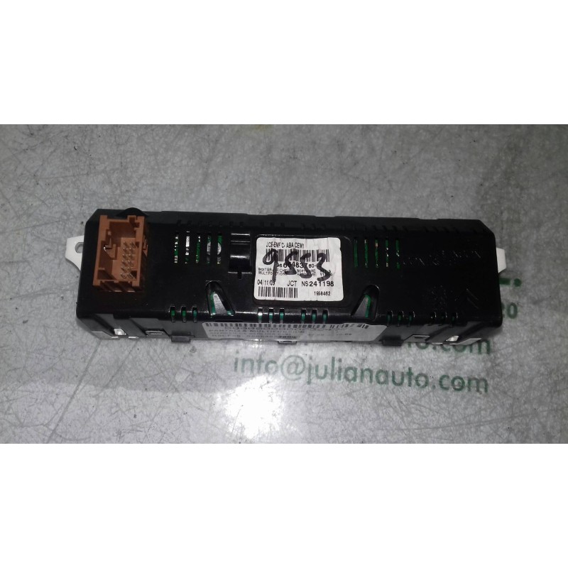 Recambio de pantalla multifuncion para citroen c4 berlina cool referencia OEM IAM 9666483780 6+6 PINES JOHNSON CONTROLS
