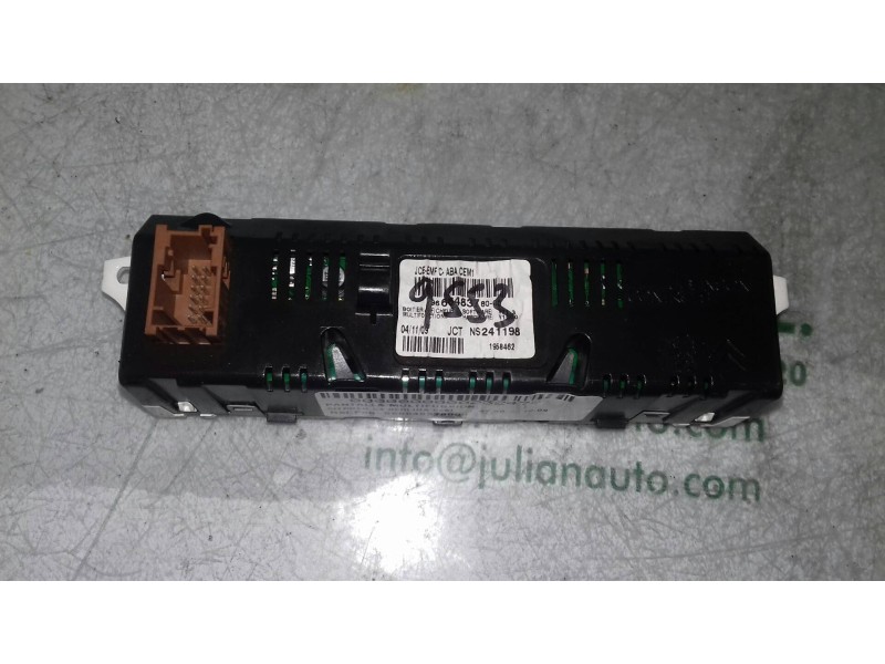Recambio de pantalla multifuncion para citroen c4 berlina cool referencia OEM IAM 9666483780 6+6 PINES JOHNSON CONTROLS