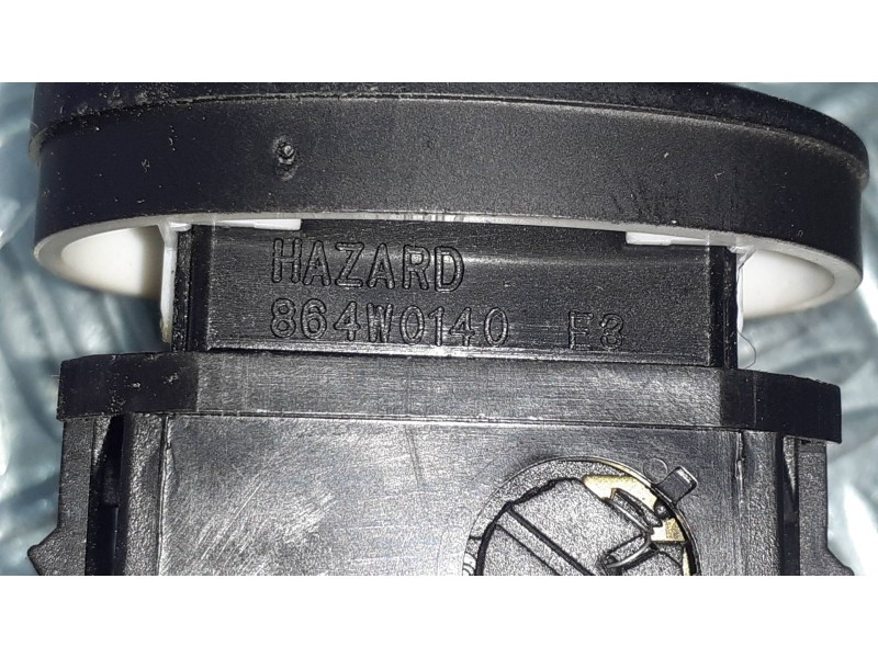 Recambio de interruptor para daewoo matiz cd referencia OEM IAM 864W0140F3 CONECTOR 4 PINES ANTINIEBLA