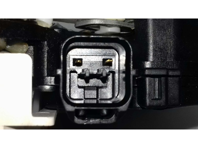 Recambio de cerradura puerta trasera izquierda para peugeot 4007 business line referencia OEM IAM   2 PINES