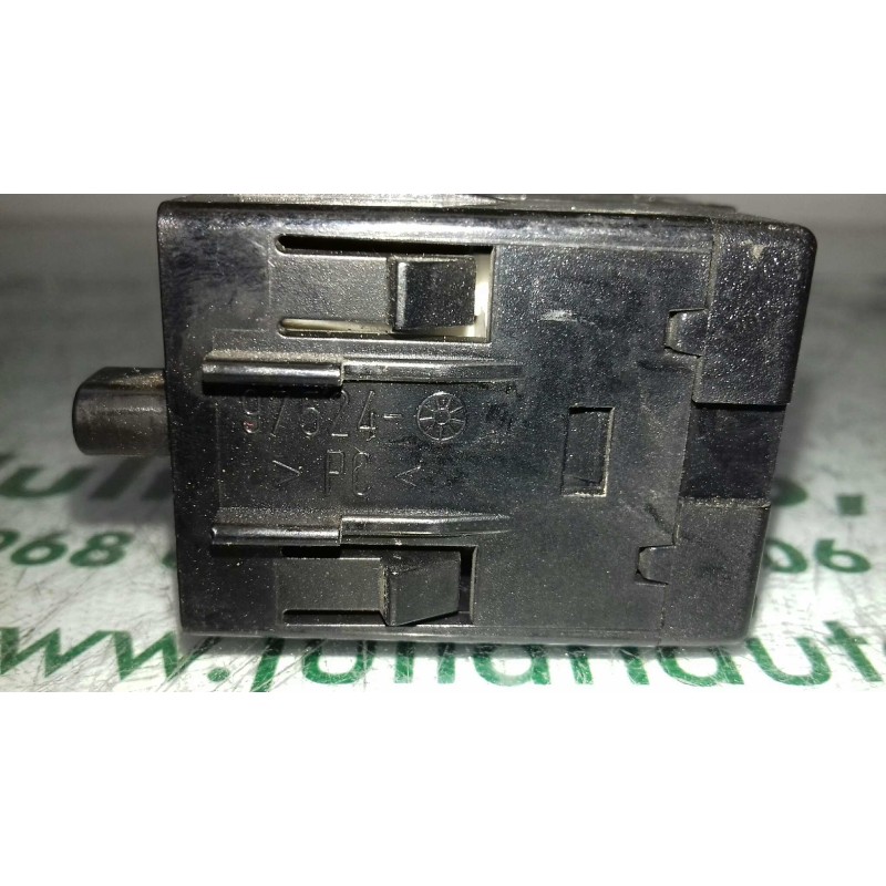 Recambio de pantalla multifuncion para citroen xsara berlina 1.6i exclusive referencia OEM IAM 97524  RELOJ