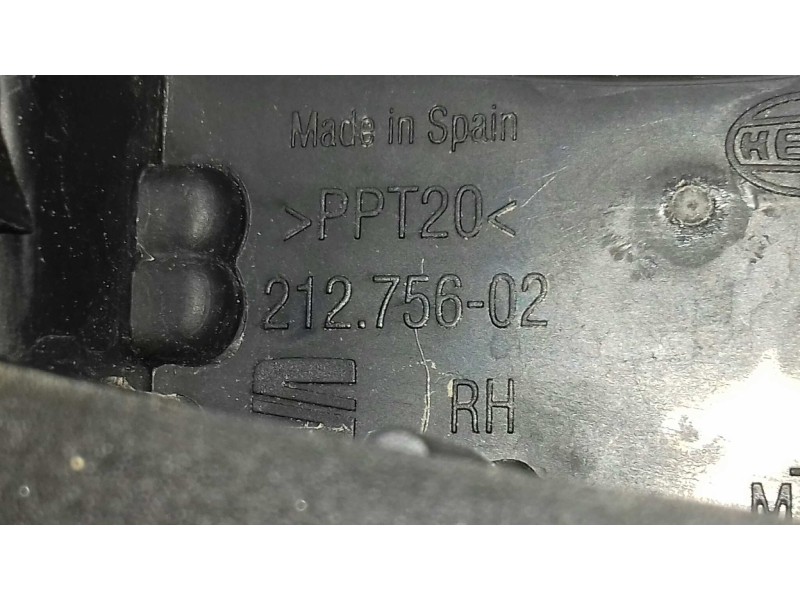 Recambio de piloto trasero derecho para seat ibiza kj referencia OEM IAM 21275602  