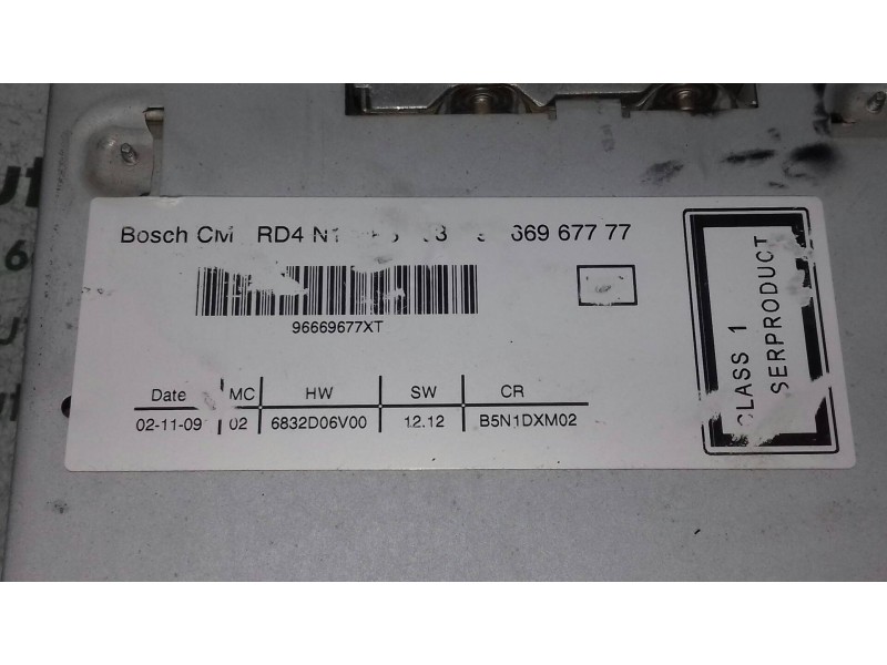 Recambio de sistema audio / radio cd para citroen c4 berlina cool referencia OEM IAM 9666967777  BOSCH