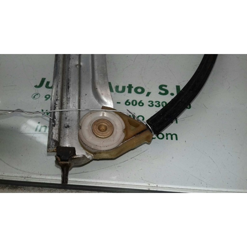 Recambio de elevalunas delantero derecho para citroen xsara picasso 2.0 hdi satisfaction referencia OEM IAM 0130821762  ELECTRIC