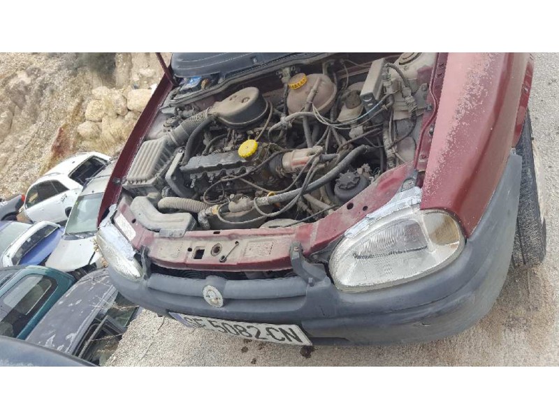 opel corsa b del año 1996