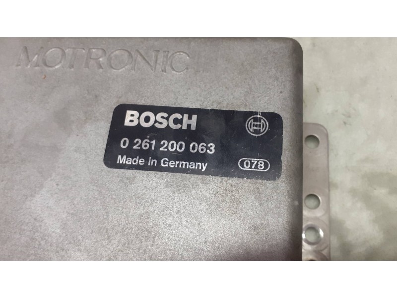 Recambio de centralita motor uce para alfa romeo 75 1.8 ie referencia OEM IAM 0261200063  BOSCH