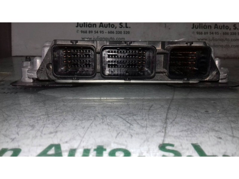 Recambio de centralita motor uce para citroen c4 berlina cool referencia OEM IAM 9664843780 0281013872 BOSCH