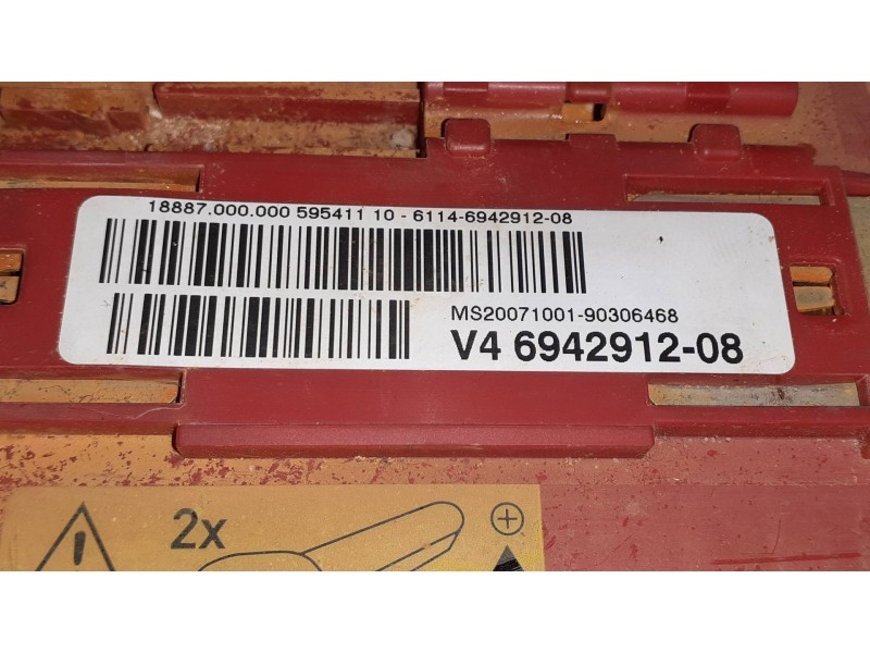 Recambio de caja reles / fusibles para bmw serie 1 berlina (e81/e87) 118d referencia OEM IAM V4694291208  
