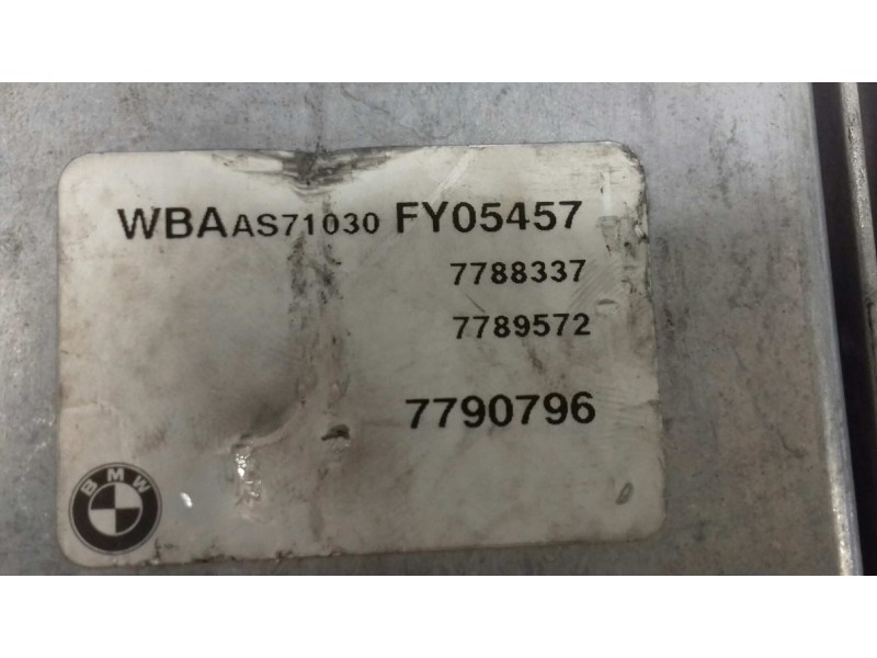 Recambio de centralita motor uce para bmw serie 3 berlina (e46) 320d referencia OEM IAM 0281010565 DDE7789572 BOSCH