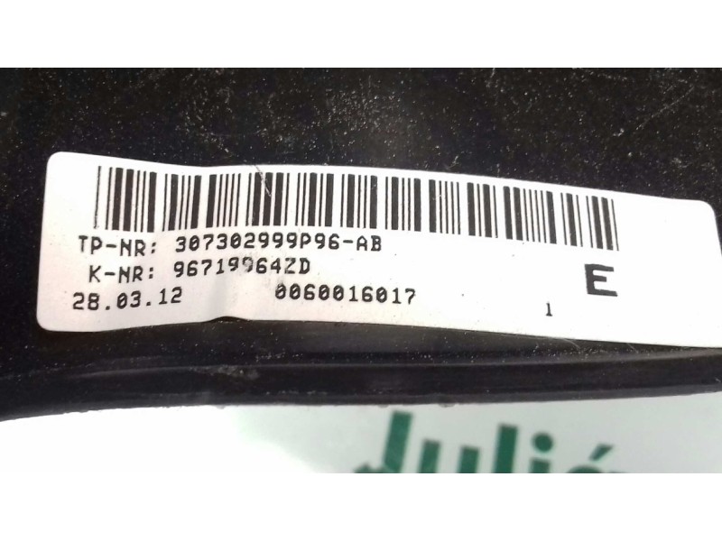 Recambio de volante para citroen ds3 style referencia OEM IAM 96719964ZD  