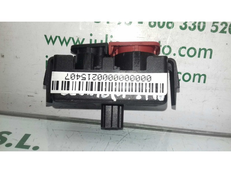 Recambio de warning para renault scenic iii dynamique referencia OEM IAM 8200214896A 88300000 8200483813